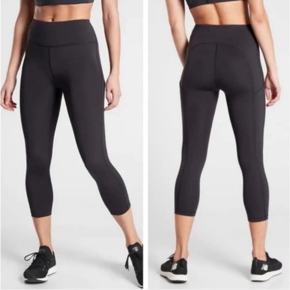 NEW Athleta Ultimate Stash Pocket Capri Pant Leggings Black #531264 NWT SMALL